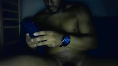 adventureloverrr online show from May 30, 2026, 6:21 am