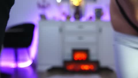 Aelia online show from October 26, 2025, 5:13 am