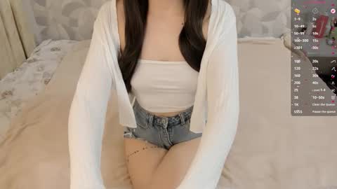 Snapshot of aeri_love chatting on February 8, 2026, 7:45 am Emi online show from February 8, 2026, 7:45 am