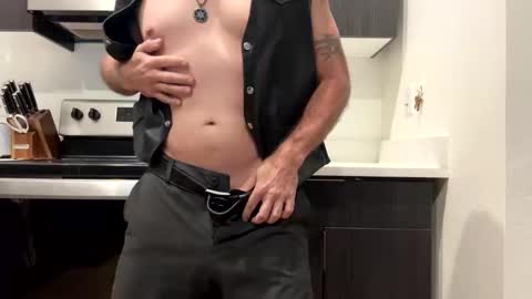 afeelyavag online show from September 30, 2025, 12:04 am