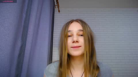 Snapshot of afeliya_shy chatting on February 6, 2025, 10:48 am afeliya_shy online show from February 6, 2025, 10:48 am