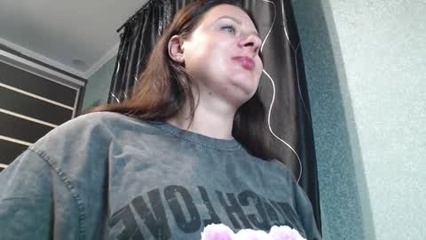 Snapshot of afi_black_coffee chatting on October 9, 2025, 7:28 am afi_black_coffee online show from October 9, 2025, 7:28 am