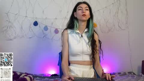 Afina online show from May 15, 2026, 1:12 am