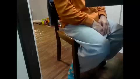 Snapshot of afr10221966 chatting on October 3, 2025, 1:24 am afr10221966 online show from October 3, 2025, 1:24 am