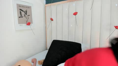 Snapshot of africa_holmes chatting on February 15, 2026, 2:19 am Africa online show from February 15, 2026, 2:19 am