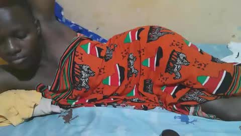 Snapshot of african_pussy2 chatting on October 20, 2025, 7:31 am african_pussy2 online show from October 20, 2025, 7:31 am