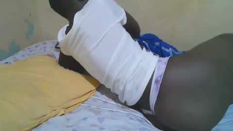 Snapshot of african_pussy2 chatting on November 15, 2025, 2:20 am african_pussy2 online show from November 15, 2025, 2:20 am