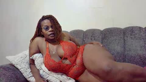 Snapshot of african_sexygoddess chatting on May 21, 2026, 8:21 am african_sexygoddess online show from May 21, 2026, 8:21 am