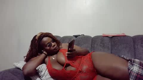 Snapshot of african_sexygoddess chatting on May 31, 2026, 2:42 am african_sexygoddess online show from May 31, 2026, 2:42 am