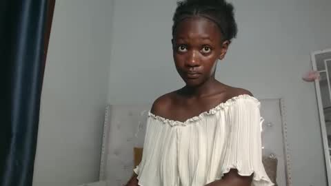 CIARA online show from December 3, 2025, 11:08 am