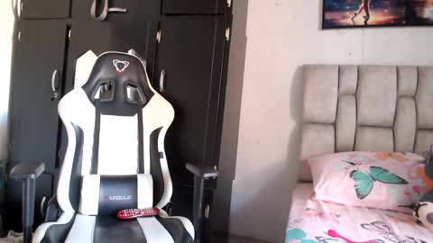 Snapshot of afrodita096 chatting on January 16, 2025, 4:18 pm afrodita096 online show from January 16, 2025, 4:18 pm