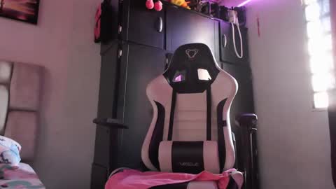 Snapshot of afrodita096 chatting on February 12, 2025, 3:05 pm afrodita096 online show from February 12, 2025, 3:05 pm