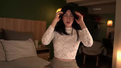 Emma online show from November 22, 2025, 9:36 pm