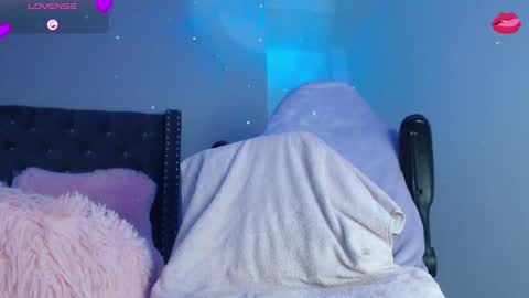 Snapshot of afrodita_rouxe chatting on October 18, 2025, 11:38 pm Afrodita online show from October 18, 2025, 11:38 pm