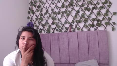 Lia  Valkyria online show from November 30, 2025, 8:24 pm