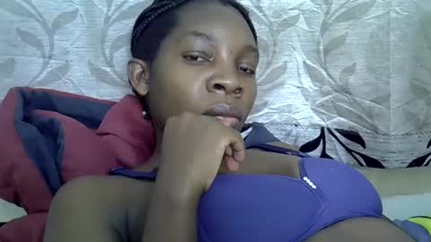 Snapshot of afronubians_ chatting on February 24, 2025, 6:58 pm pink and josphen online show from February 24, 2025, 6:58 pm