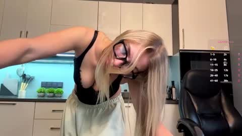 Mila -call me cute online show from July 1, 2026, 8:30 pm