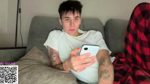 Mark online show from May 6, 2026, 11:43 pm