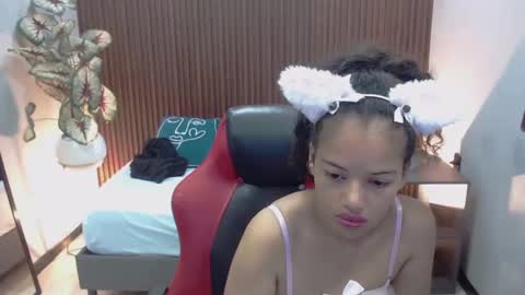 A G A T A  online show from October 31, 2025, 12:50 pm