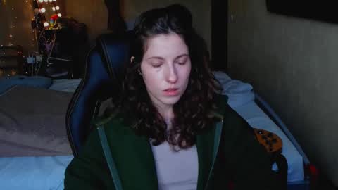 Snapshot of agata_in_wonderland chatting on November 4, 2025, 10:58 am agata_in_wonderland online show from November 4, 2025, 10:58 am