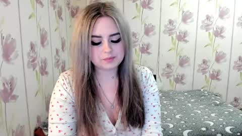 Agata online show from May 19, 2026, 9:54 pm