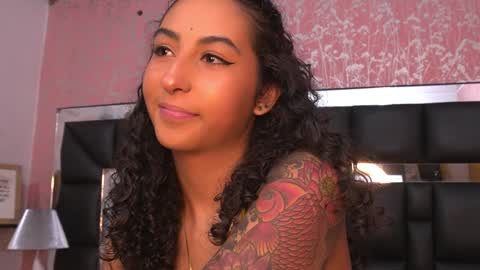 Snapshot of agatha_collinss chatting on January 21, 2025, 7:17 pm Val inst agatha clls online show from January 21, 2025, 7:17 pm