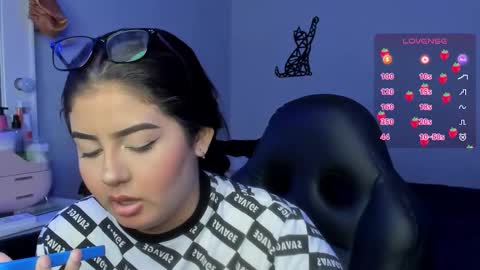 Cat online show from September 12, 2025, 5:40 am