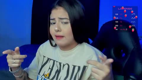 Cat online show from November 26, 2025, 4:35 am