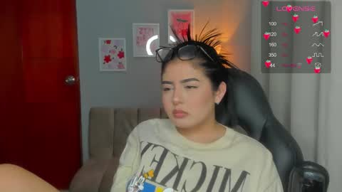 Snapshot of agatha_riccie chatting on February 14, 2026, 4:31 am Cat online show from February 14, 2026, 4:31 am