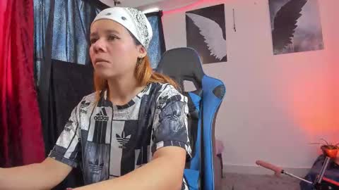 Snapshot of agatha_walter_ chatting on October 5, 2025, 3:54 pm agatha_walter_ online show from October 5, 2025, 3:54 pm