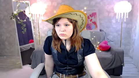 Snapshot of agathaagnia chatting on May 17, 2026, 8:05 pm agathaagnia online show from May 17, 2026, 8:05 pm