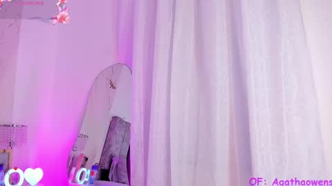 Snapshot of agathaowens chatting on September 14, 2025, 1:27 am Agatha Owens online show from September 14, 2025, 1:27 am