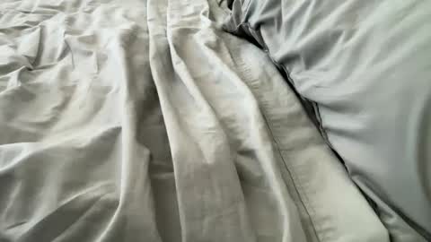 Snapshot of aggbb chatting on December 7, 2024, 7:32 pm Annie online show from December 7, 2024, 7:32 pm