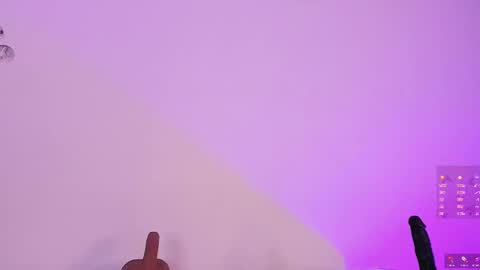 Snapshot of aggie_swett chatting on November 11, 2025, 10:43 pm Maggie online show from November 11, 2025, 10:43 pm