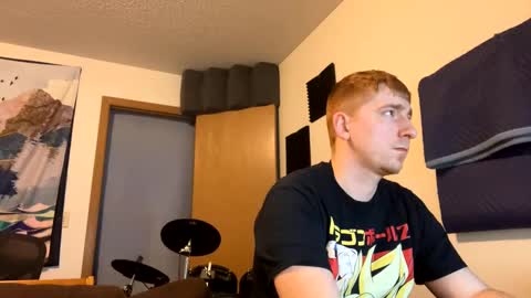 agingerboyx online show from February 8, 2025, 2:26 am