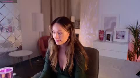 Snapshot of agnes_sky chatting on February 26, 2026, 9:03 pm Agnes online show from February 26, 2026, 9:03 pm