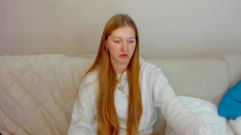 AgnesArden online show from November 16, 2025, 6:46 pm