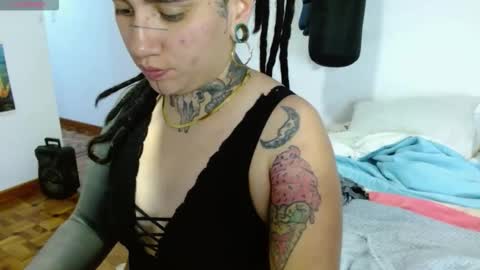 Snapshot of agness_6 chatting on October 5, 2025, 12:47 pm Agness online show from October 5, 2025, 12:47 pm