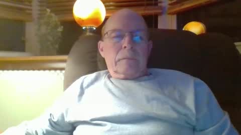 Snapshot of aguynrkfrd chatting on December 21, 2025, 10:11 am aguynrkfrd online show from December 21, 2025, 10:11 am