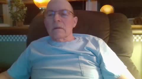 Snapshot of aguynrkfrd chatting on February 8, 2026, 10:18 am aguynrkfrd online show from February 8, 2026, 10:18 am