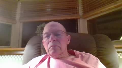 aguynrkfrd online show from July 17, 2026, 9:27 am