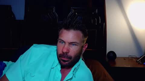 Blue Eyed Handsome Man online show from March 22, 2026, 11:52 pm