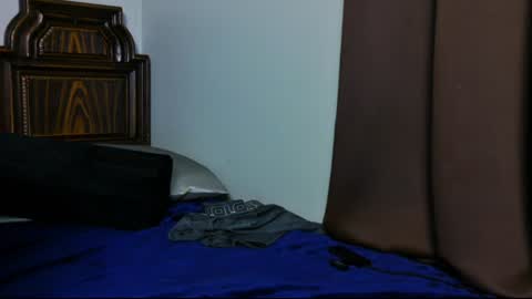 Blue Eyed Handsome Man online show from June 27, 2026, 11:10 pm