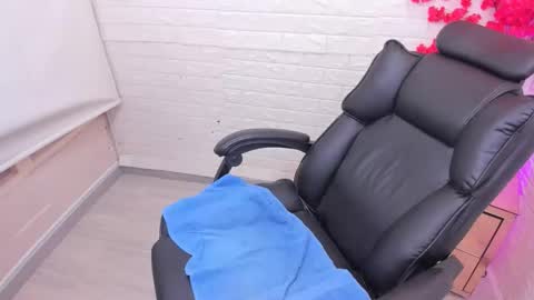 Snapshot of ahisha09 chatting on December 13, 2025, 8:36 pm Ahisha online show from December 13, 2025, 8:36 pm