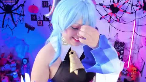 Ahri help me get to 100  online show from October 31, 2025, 5:25 pm