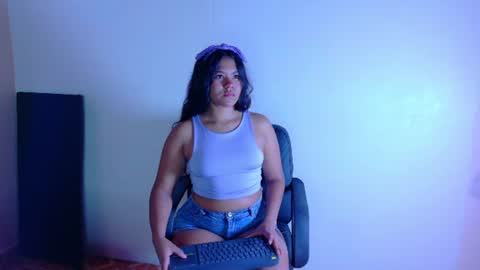 AHSLY online show from July 11, 2026, 7:49 pm