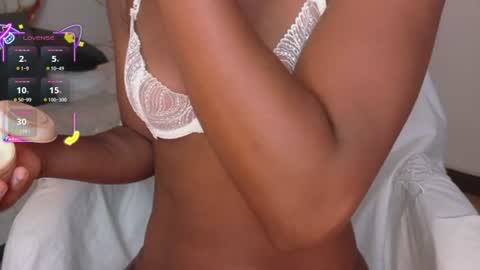 Ahvi Ebony online show from July 16, 2026, 12:44 pm