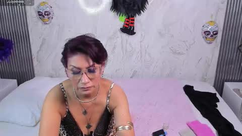 Ahytana online show from October 23, 2025, 6:02 am