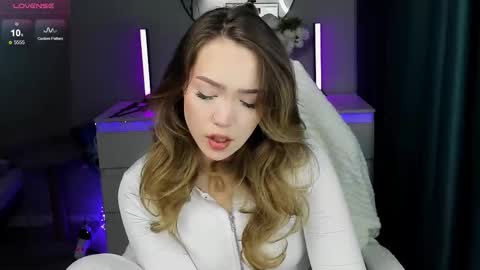 ai__girl online show from September 17, 2025, 4:41 pm