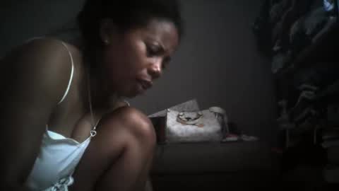 Snapshot of aicha_boobs chatting on January 19, 2026, 3:32 am Aicha boobs online show from January 19, 2026, 3:32 am